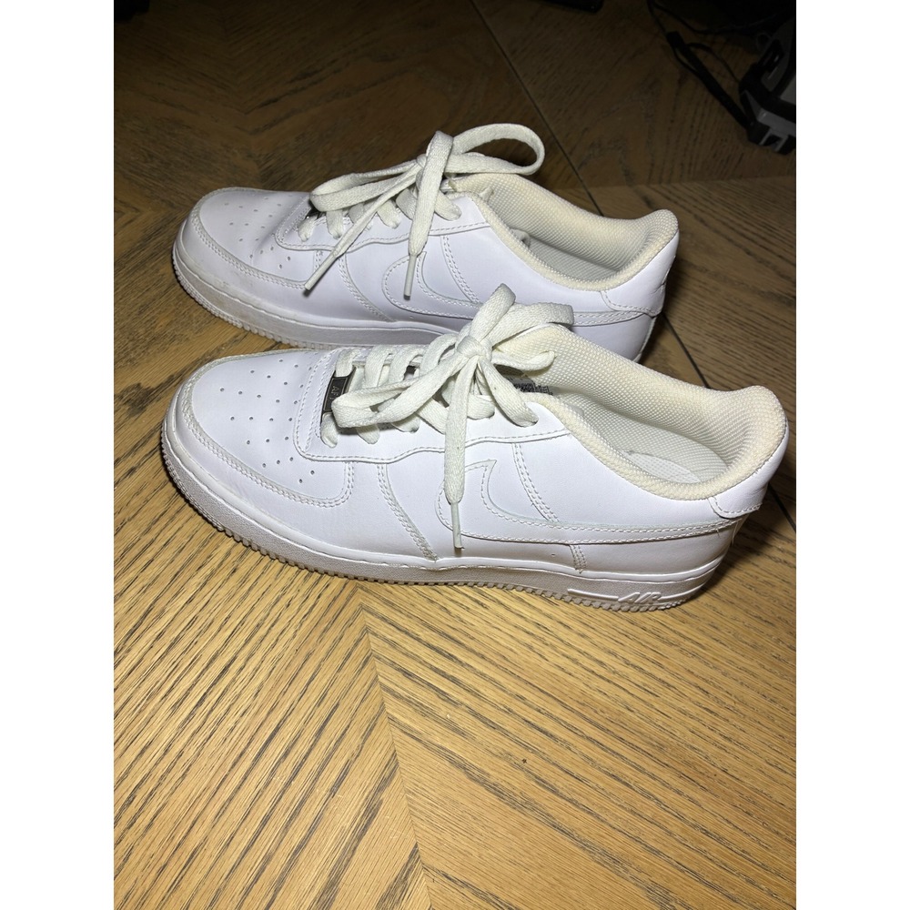 Nike Air Force 1 Low Triple White Leather Sneakers Boys 6Y Womens 7.5 314192-117 - Picture 1 of 10
